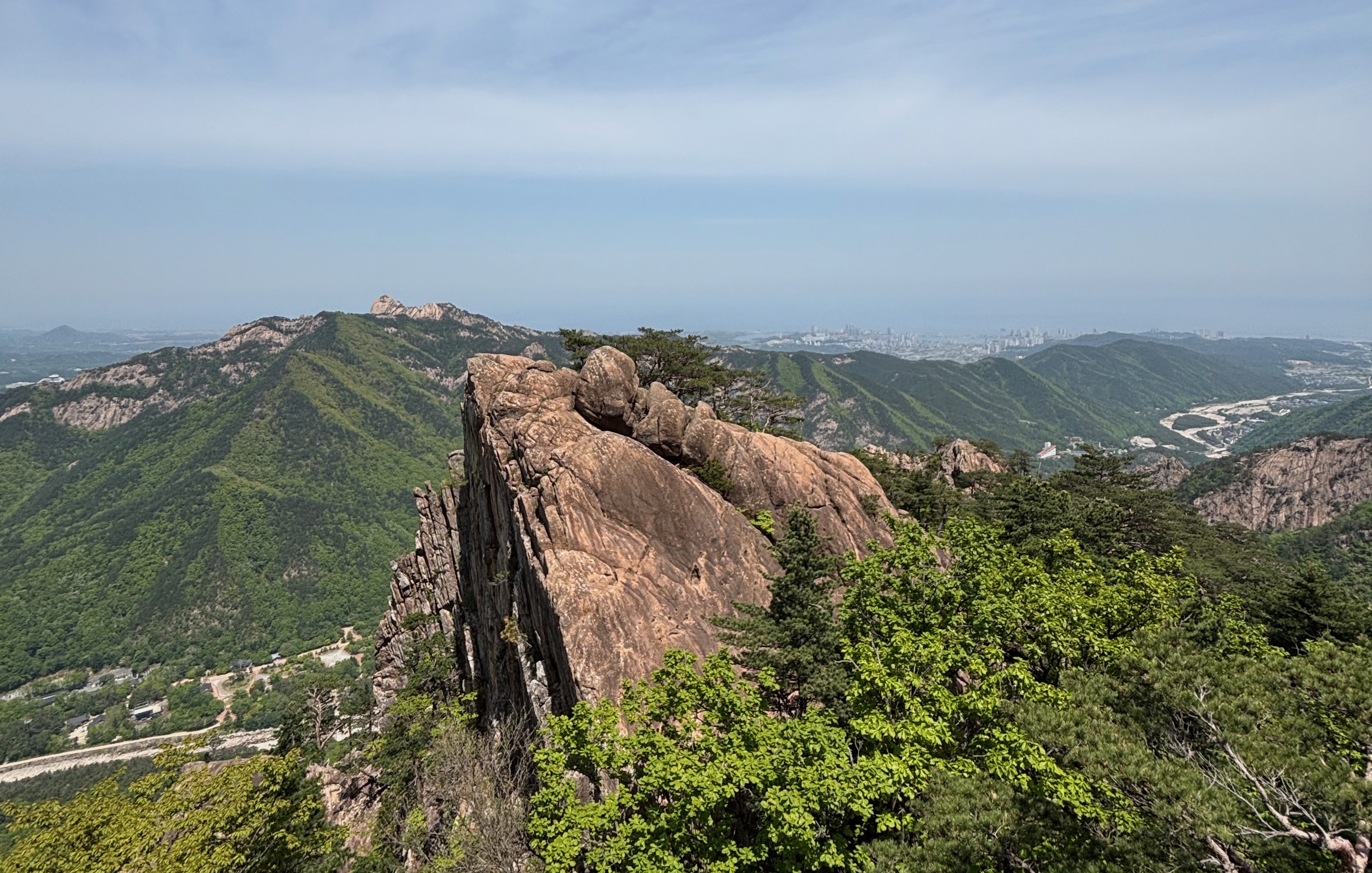 Seoraksan: A Majestic Journey Through South Korea’s Iconic Mountain