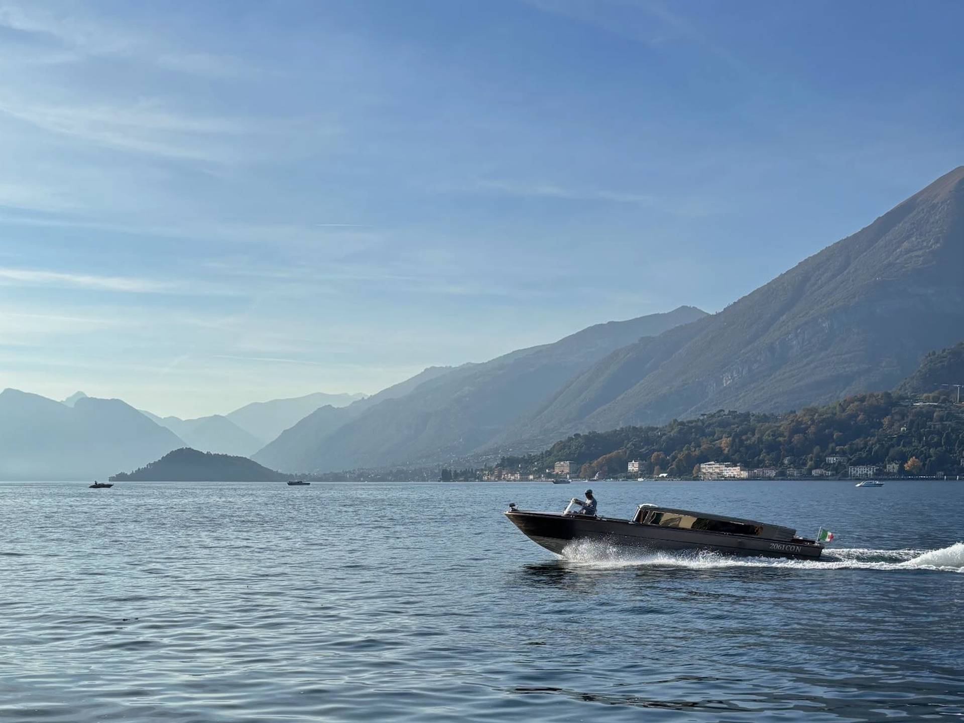 A One-Day Escape from Milano: My Elegant Cruise on Lake Como